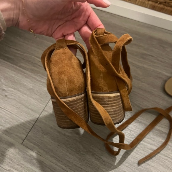 Steve Madden - Brown Suede Wrap Heeled Sandal - Size 8 - Picture 5 of 6